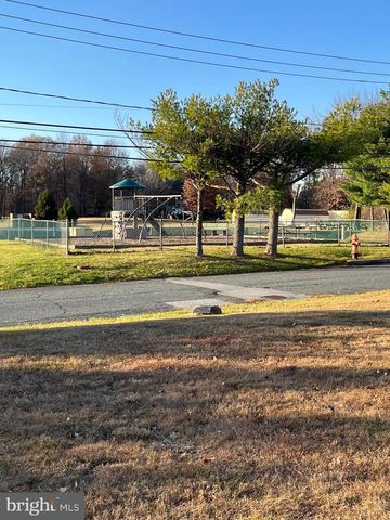 4930 RIDGE RD, Rosedale, MD 21237