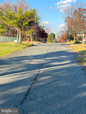 4930 RIDGE RD, Rosedale, MD 21237