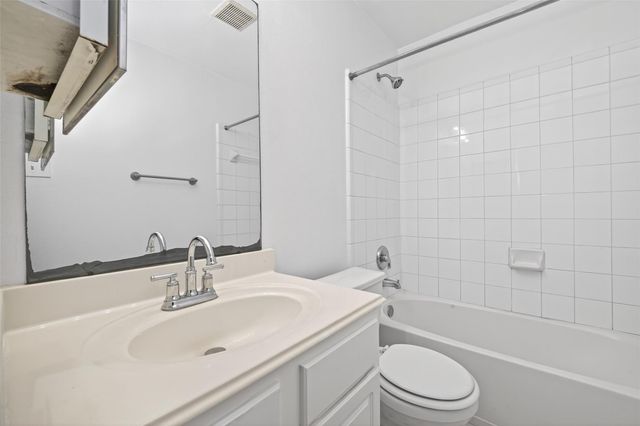 10027 Encino Cove Court, Houston, TX 77064