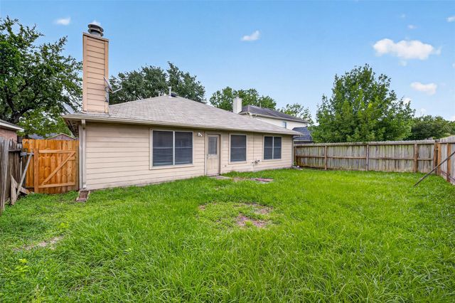 10027 Encino Cove Court, Houston, TX 77064