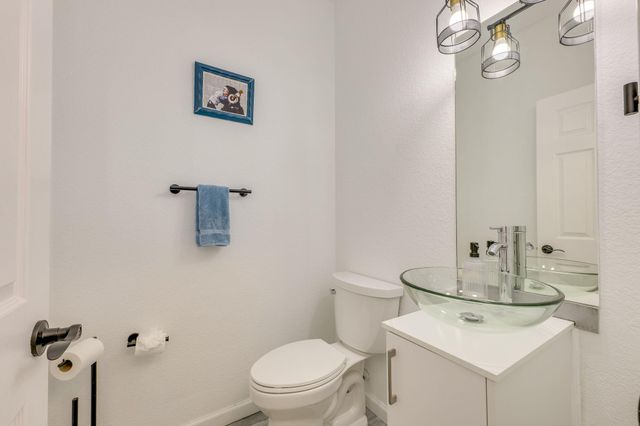 20900 Waterside DR 1, Lago Vista, TX 78645