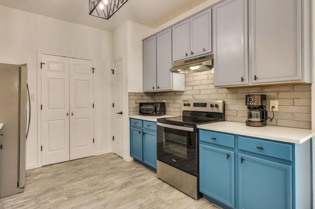 20900 Waterside DR 1, Lago Vista, TX 78645