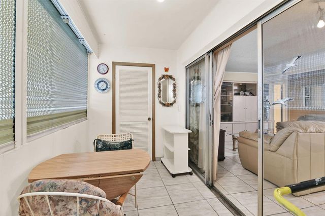 711 Lori Drive 204, Palm Springs, FL 33461