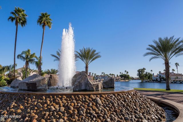 1214 W SEASHORE Drive, Gilbert, AZ 85233