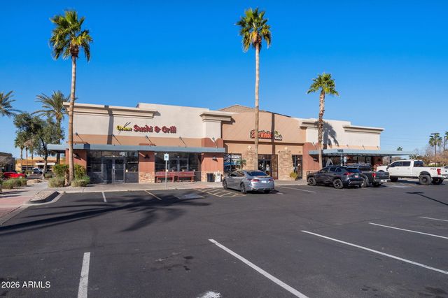 1214 W SEASHORE Drive, Gilbert, AZ 85233