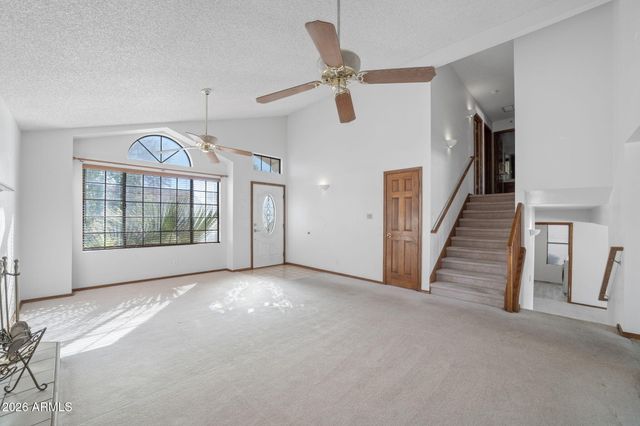 1214 W SEASHORE Drive, Gilbert, AZ 85233