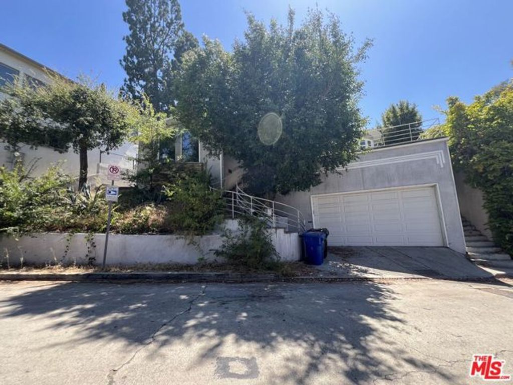 2267 Talmadge Street, Los Angeles, CA 90027
