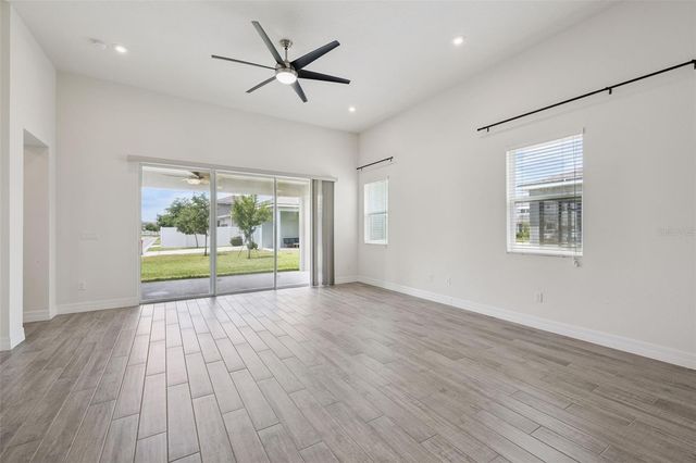 9220 SEA PINE AVENUE, Orlando, FL 32832