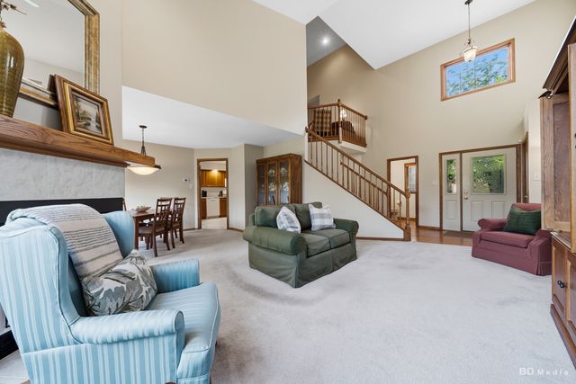 20165 Crystal Lake Way, Frankfort, IL 60423