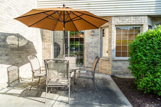 20165 Crystal Lake Way, Frankfort, IL 60423