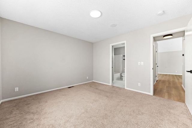 2827 18th Avenue E, Shakopee, MN 55379