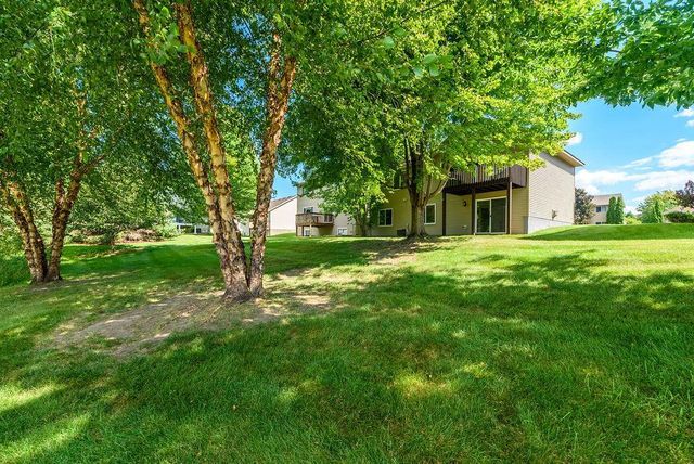 2827 18th Avenue E, Shakopee, MN 55379