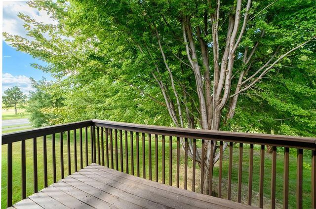 2827 18th Avenue E, Shakopee, MN 55379