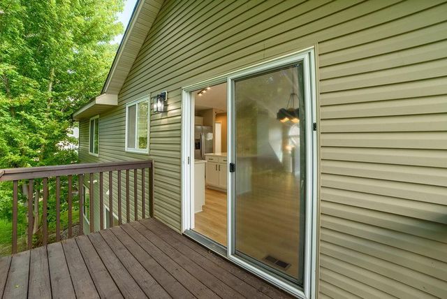2827 18th Avenue E, Shakopee, MN 55379