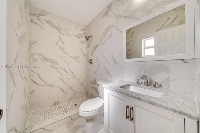 2600 S Ocean Dr S314, Hollywood, FL 33019