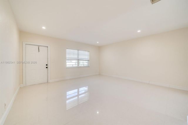 2600 S Ocean Dr S314, Hollywood, FL 33019