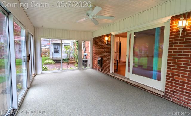21879 Canterbury Avenue, Grosse Ile Township, MI 48138