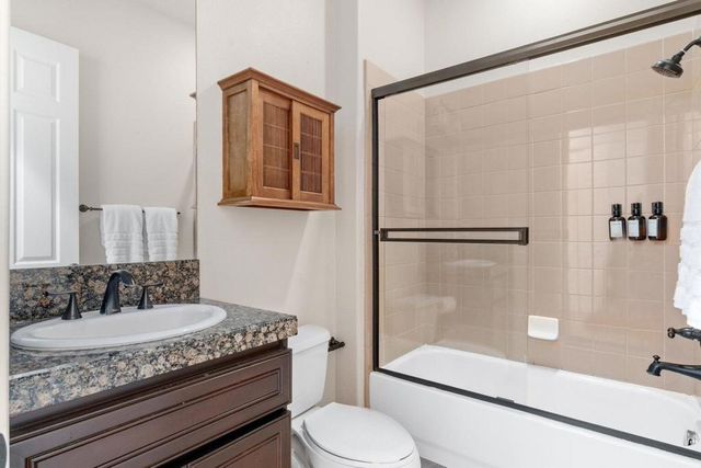 80861 Calle Azul, La Quinta, CA 92253