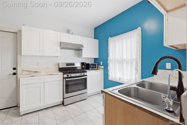 9632 Yellowstone Street, Detroit, MI 48204