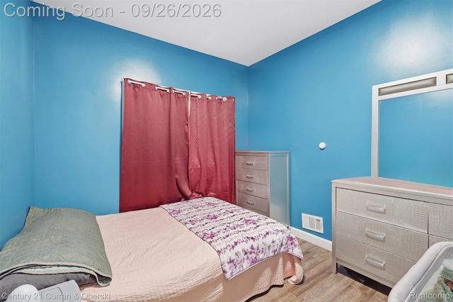 9632 Yellowstone Street, Detroit, MI 48204