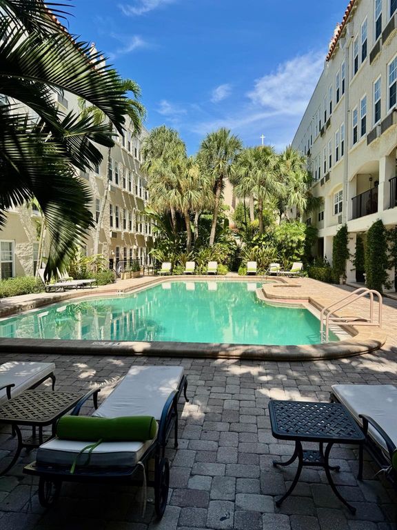 Image 22 of property listing at 235 Sunrise Avenue Mze 1104, Palm Beach, FL 33480