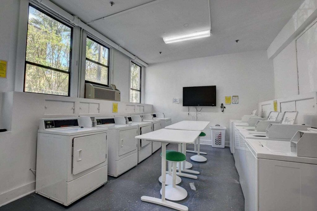 Image 23 of property listing at 235 Sunrise Avenue Mze 1104, Palm Beach, FL 33480