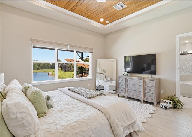11717 GOLDEN BAY PLACE, Lakewood Ranch, FL 34211