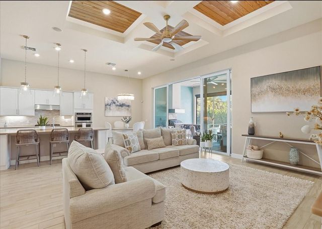 11717 GOLDEN BAY PLACE, Lakewood Ranch, FL 34211