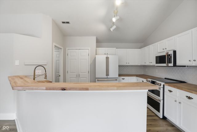 19413 Amber Way, Noblesville, IN 46060