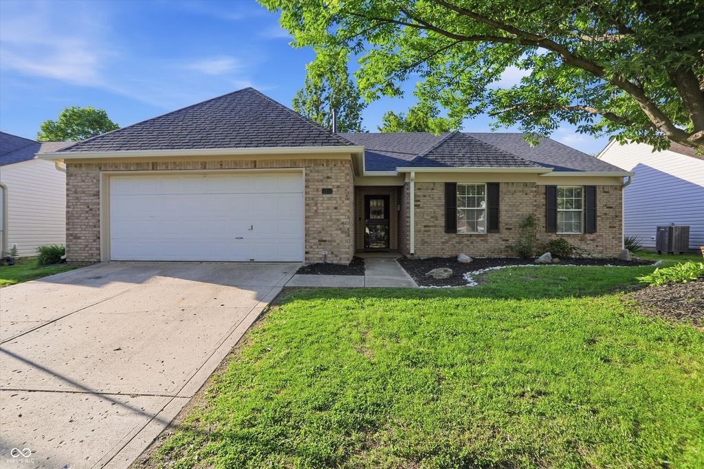 19413 Amber Way, Noblesville, IN 46060