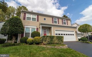 6716 MORNING RIDE CIR, Alexandria, VA 22315