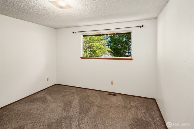 10218 SW Tillicum Lane, Vashon, WA 98070