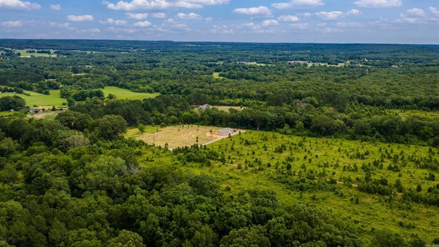 49 Hall Drive, Greenbrier, AR 72058