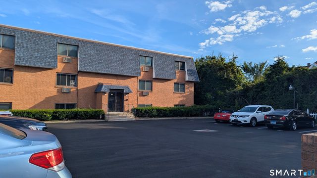 65 California Street Street, West Haven, CT 06516