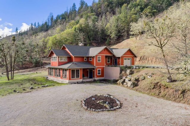 4760 Galls Creek Road, Gold Hill, OR 97525
