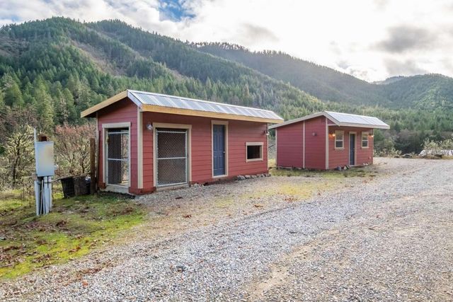 4760 Galls Creek Road, Gold Hill, OR 97525