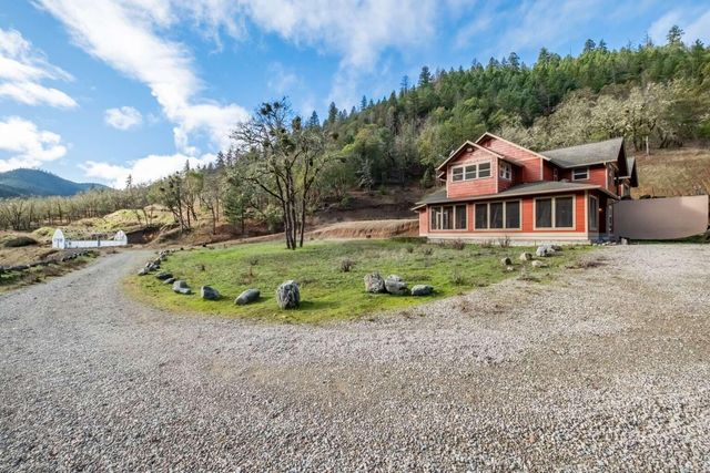 4760 Galls Creek Road, Gold Hill, OR 97525