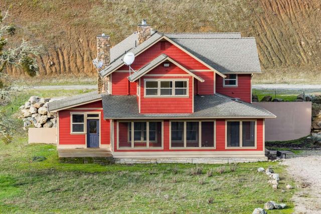 4760 Galls Creek Road, Gold Hill, OR 97525
