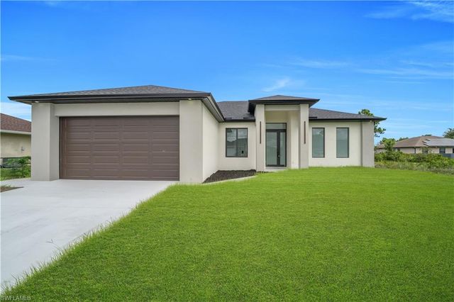 3308 10th ST SW, Lehigh Acres, FL 33976