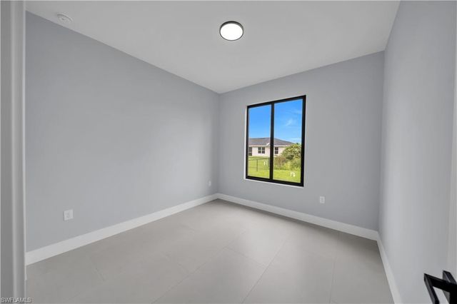 3308 10th ST SW, Lehigh Acres, FL 33976