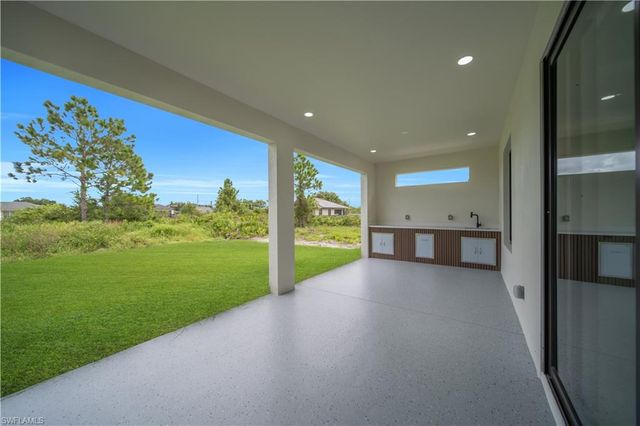 3308 10th ST SW, Lehigh Acres, FL 33976