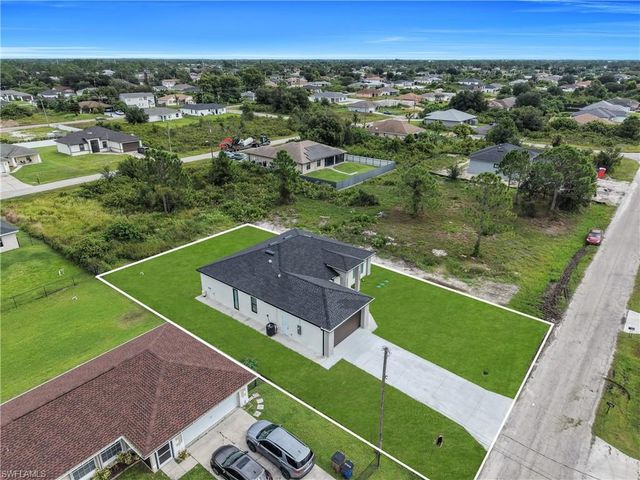 3308 10th ST SW, Lehigh Acres, FL 33976