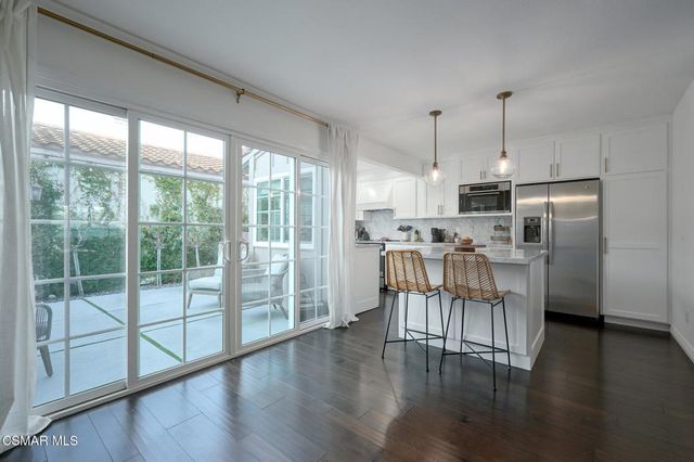 1988 Olivewood Court, Thousand Oaks, CA 91362