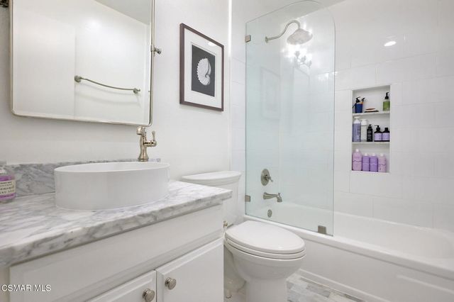 1988 Olivewood Court, Thousand Oaks, CA 91362