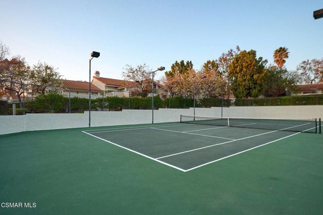 1988 Olivewood Court, Thousand Oaks, CA 91362
