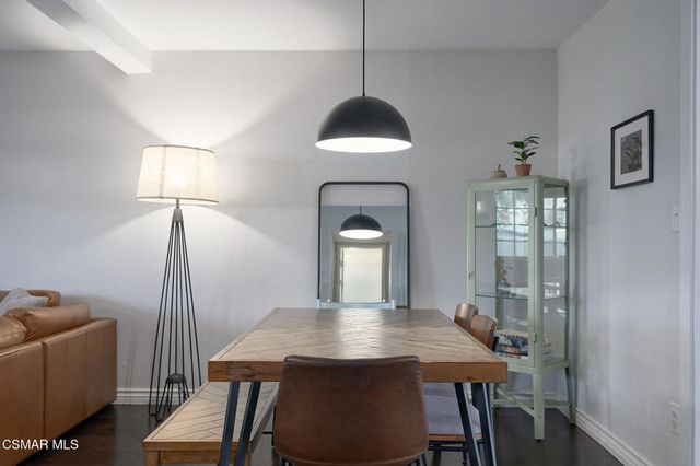 1988 Olivewood Court, Thousand Oaks, CA 91362