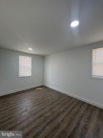 7414 BELDEN ST, Philadelphia, PA 19111