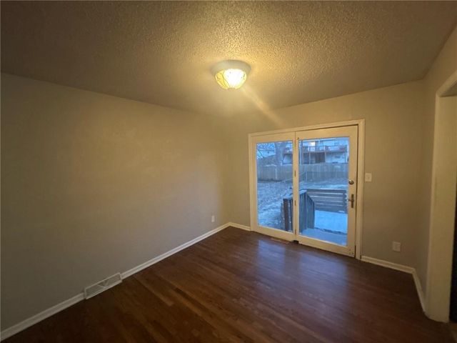 7421 Hardy Avenue, Raytown, MO 64133