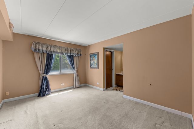 5707 129th Street 2D, Crestwood, IL 60418
