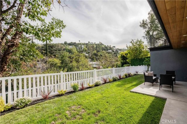 4112 Knobhill Drive, Sherman Oaks, CA 91403